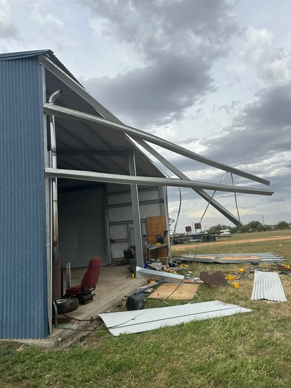 Hailstorm hits Burren Junction: roofs damaged as SES and VRA crews respond